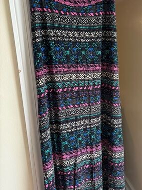 julie's closet Black Maxi Skirt with Pink & Teal Pattern